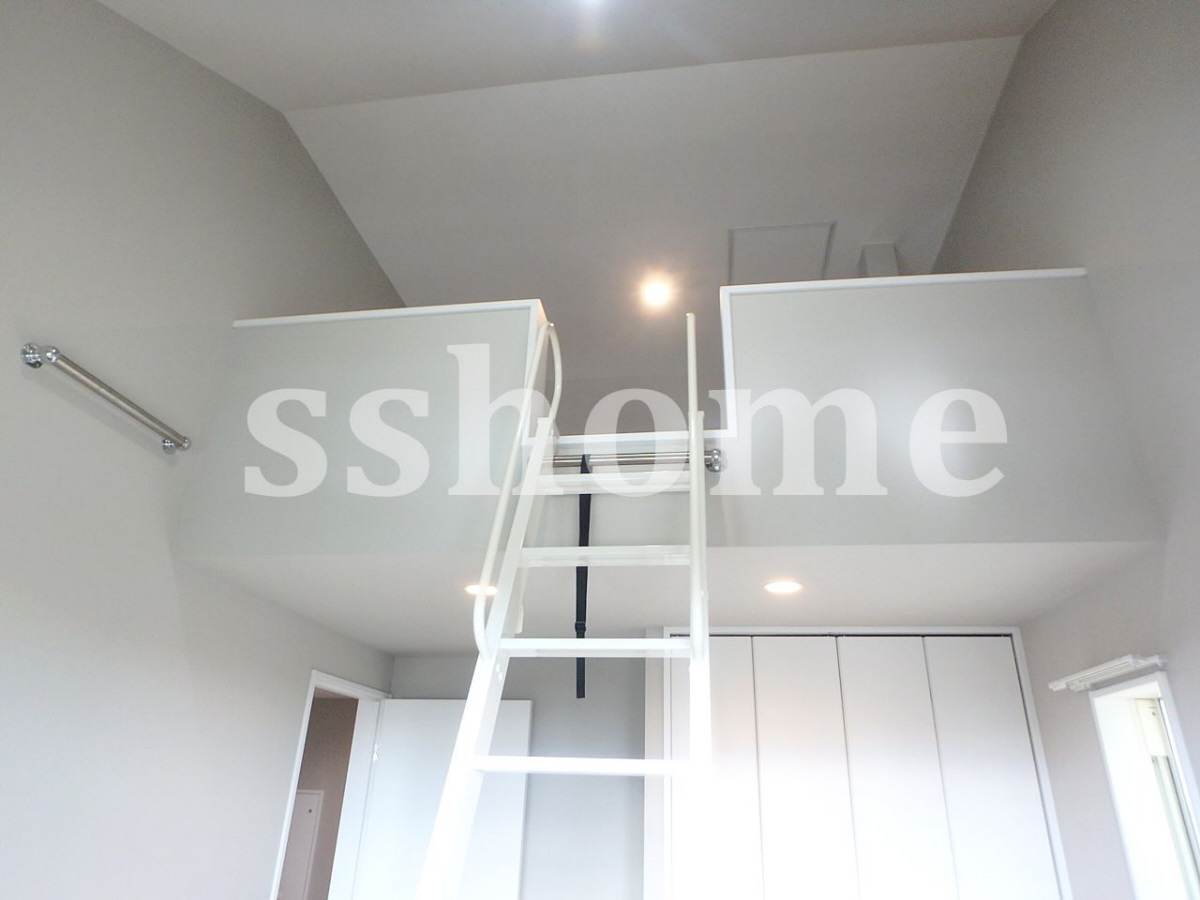 内装 天井高いのです 写真19