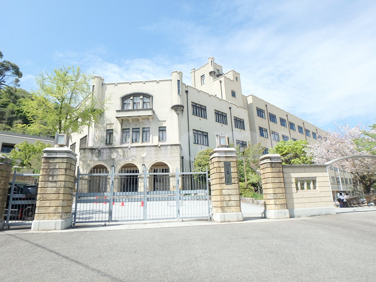 神戸高校まで1100m (徒歩14分) 写真23