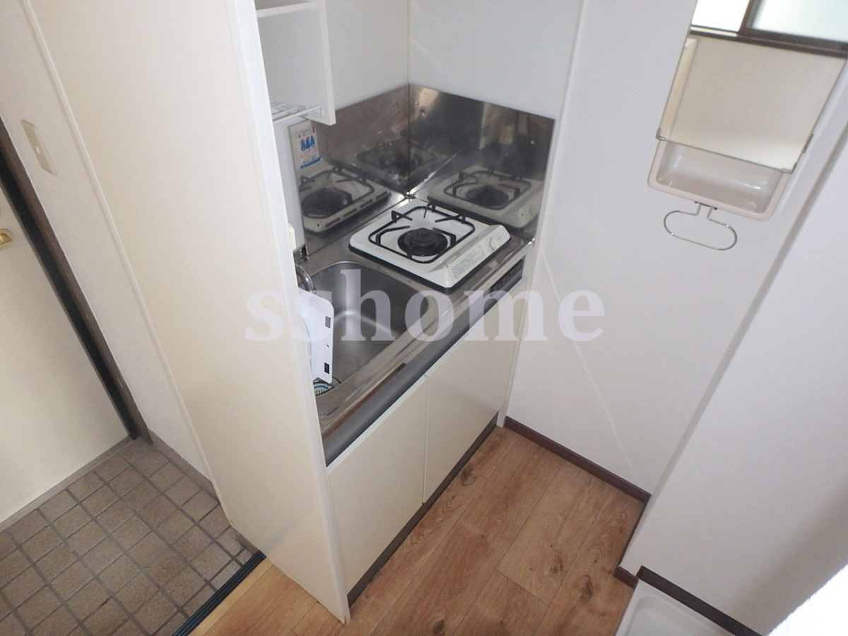 設備 洗面も兼用です 写真9