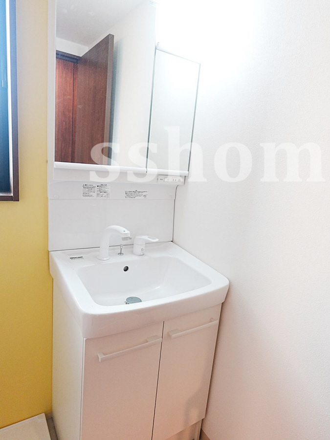 洗面所 シャンプードレッサー 写真9