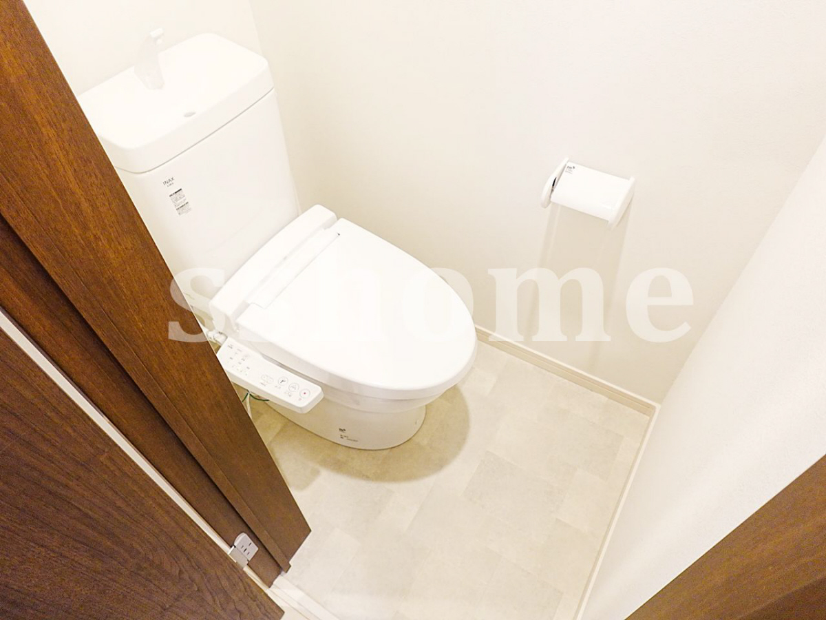 トイレ 温水洗浄便座 写真8