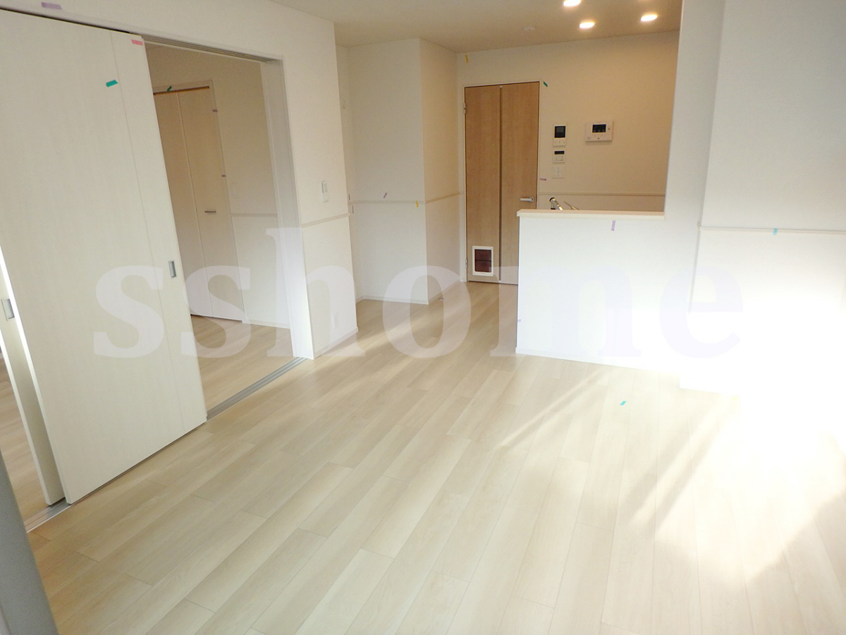 内装 フローリング☆ 写真14