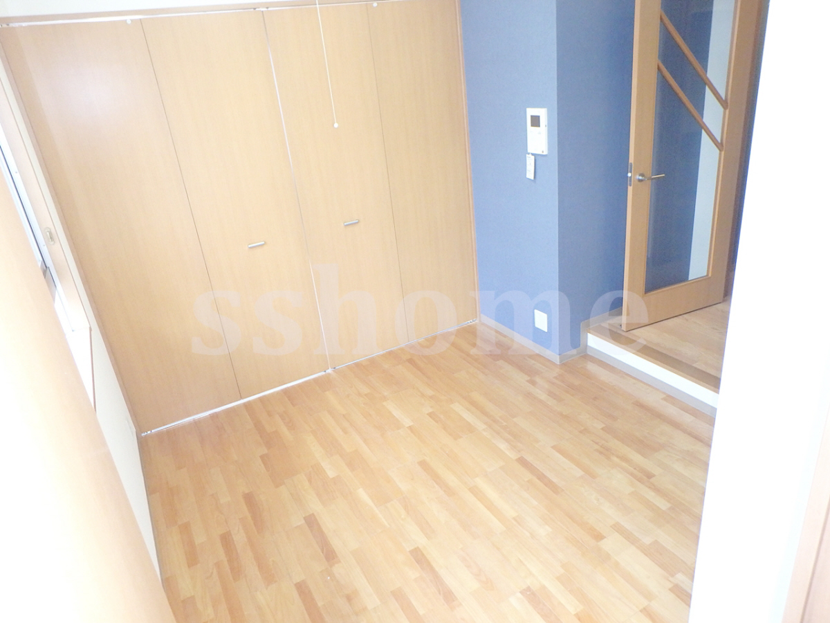 内装 折れ戸で仕切れます 写真14