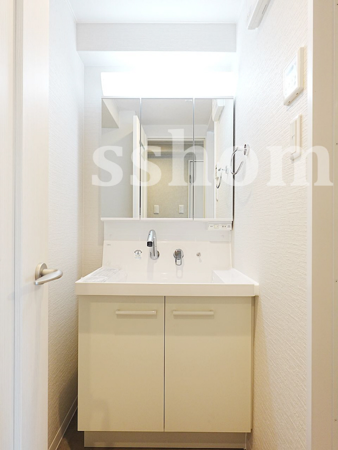 洗面所 独立洗面化粧台 写真9