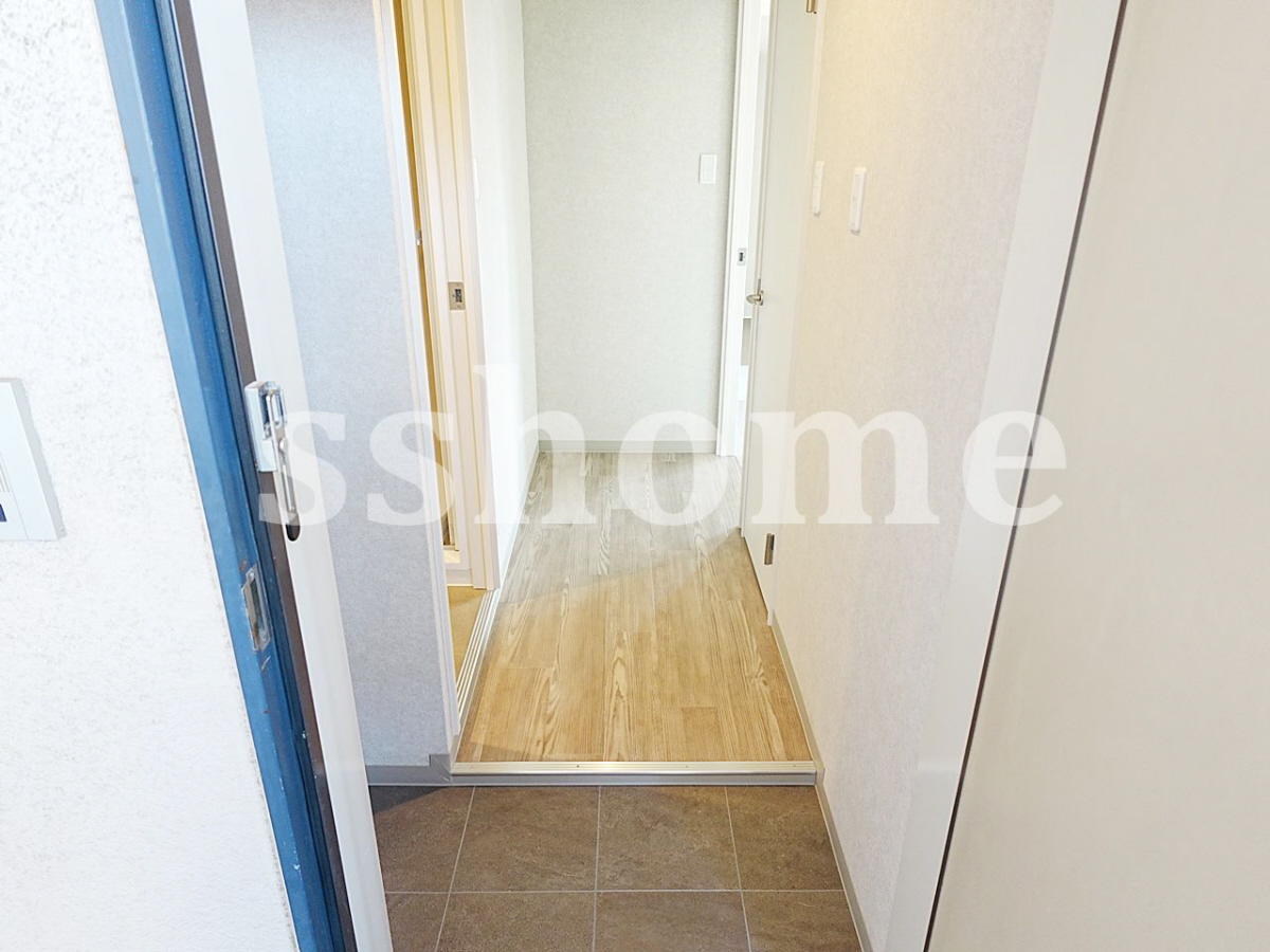 玄関 廊下のあるタイプ 写真12