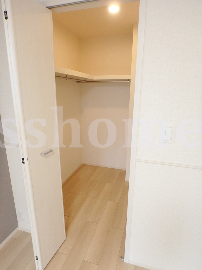 収納 ウォークインクローゼット☆ 写真5