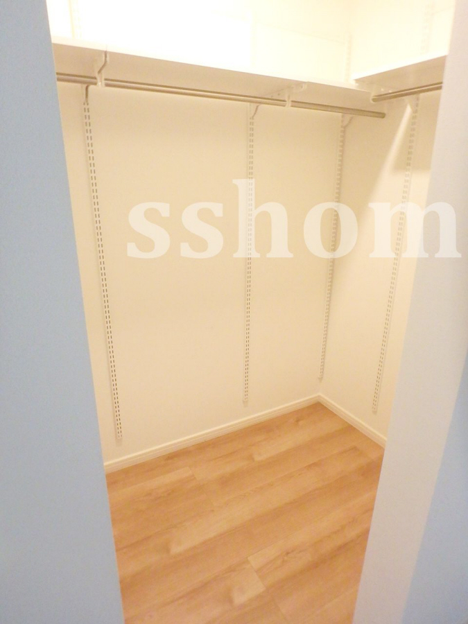 収納 ウォークインクローゼット 写真5