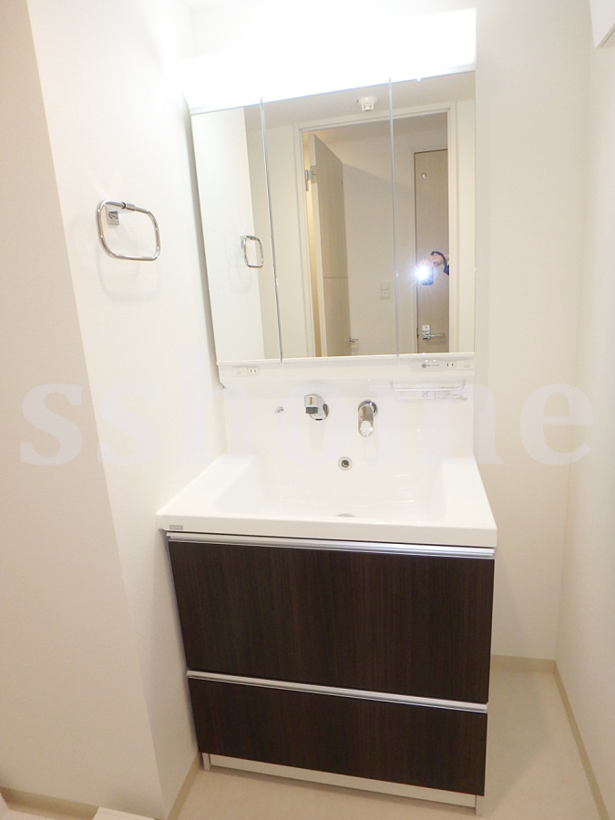 洗面所 シャンプードレッサー☆ 写真9