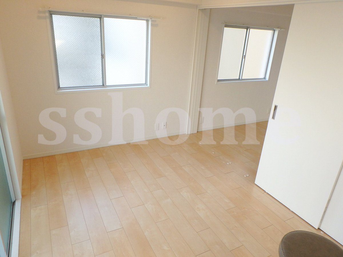 内装 フローリング☆ 写真14