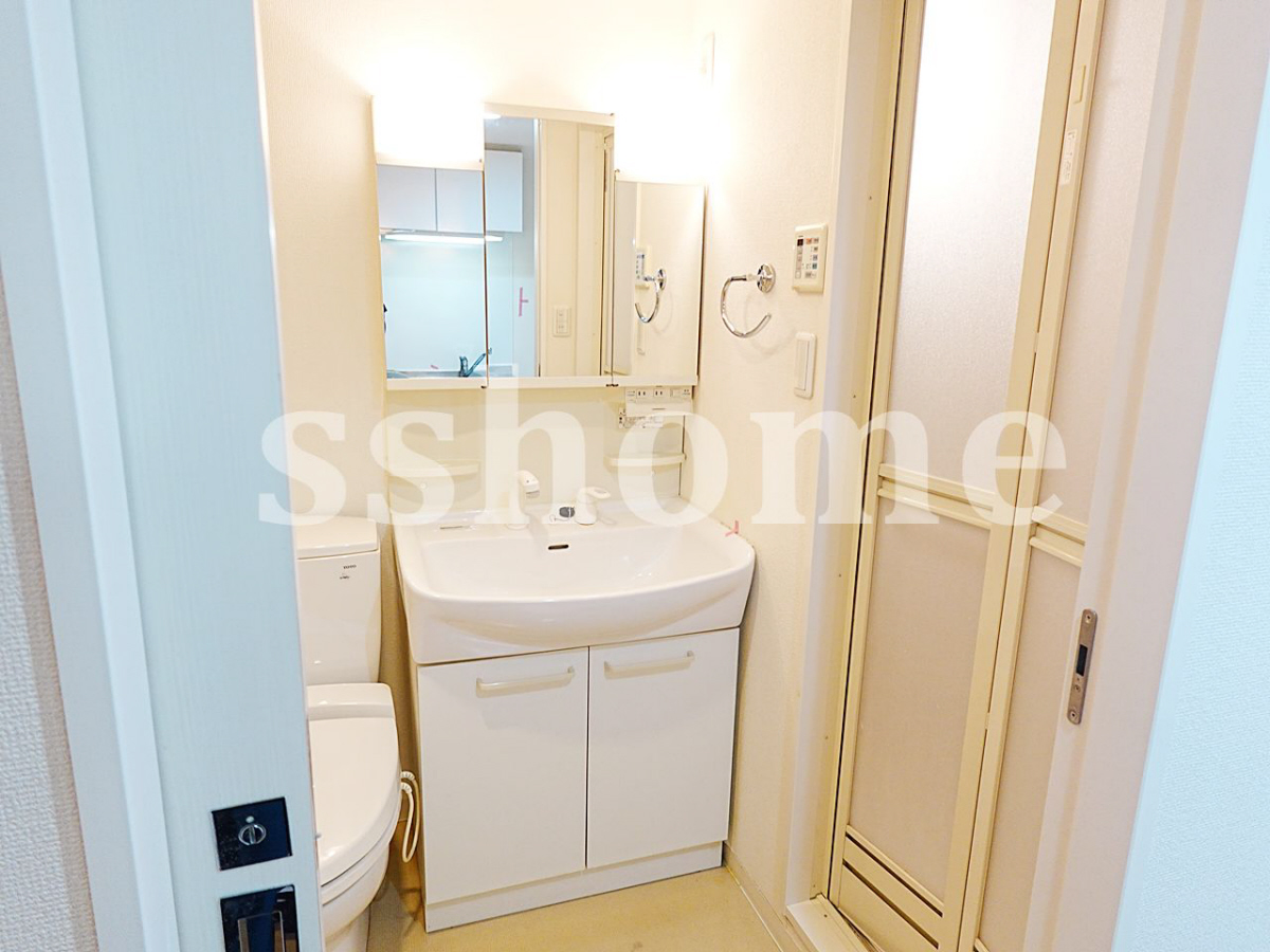 洗面所 独立洗面台☆ 写真9