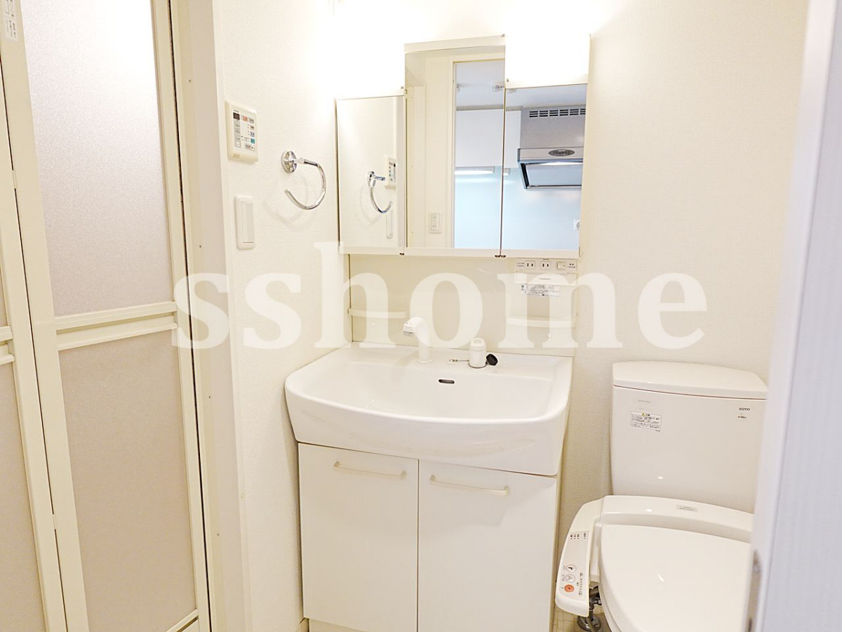 洗面所 独立洗面台☆ 写真9