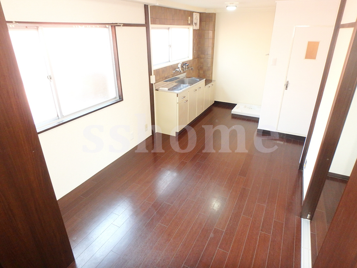 内装 フローリング☆ 写真14