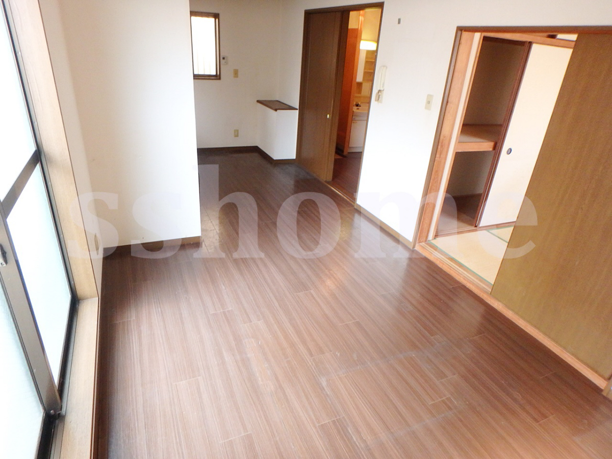 内装 フローリング☆ 写真14