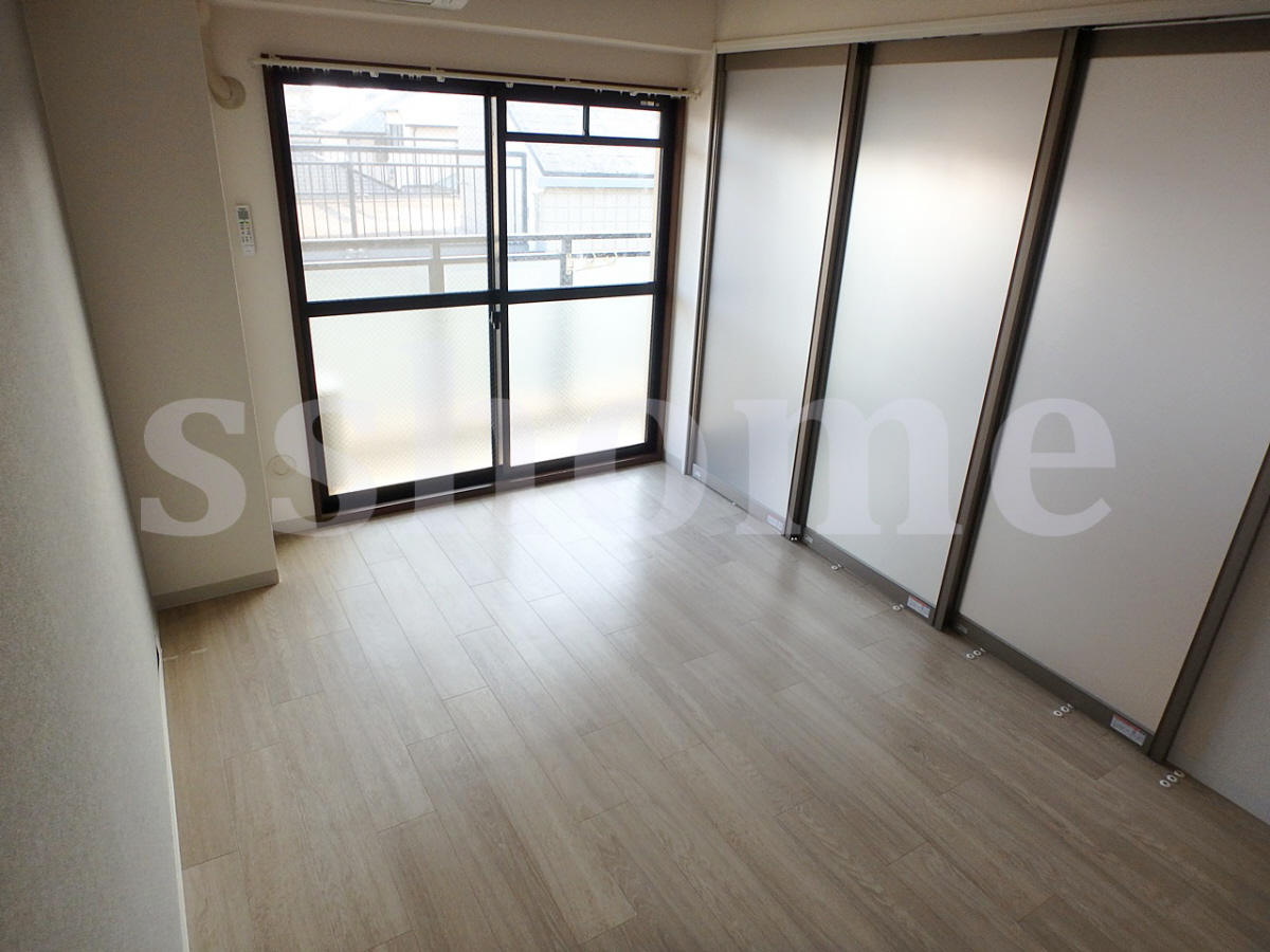 寝室 日当たりの良い洋室☆ 写真15