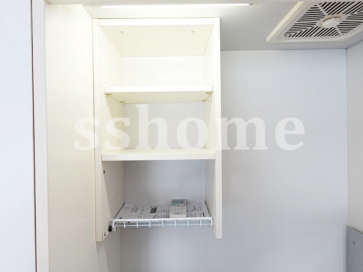 設備 キッチン上部棚 写真19
