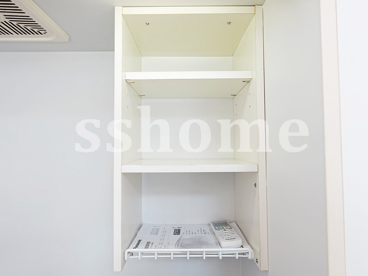 設備 キッチン上部棚 写真19