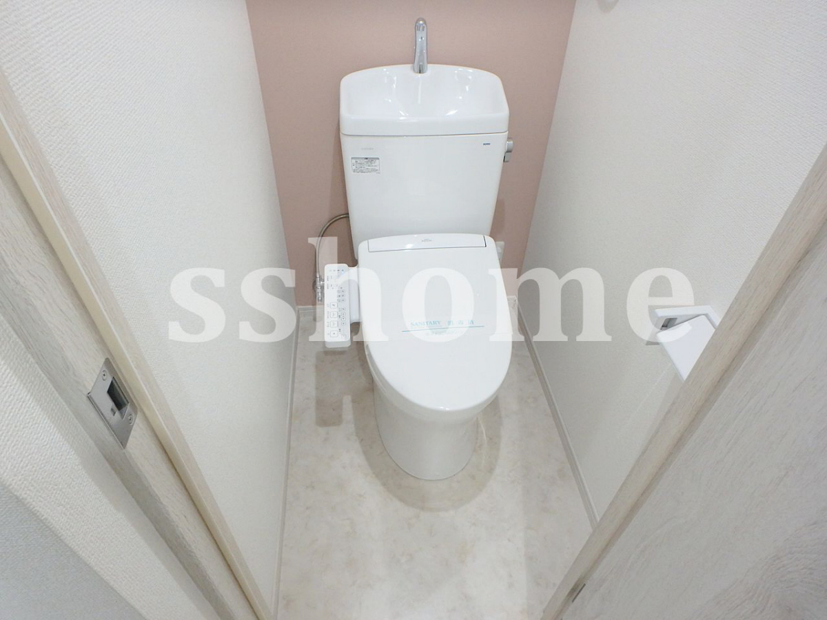 トイレ 温水洗浄便座☆ 写真8