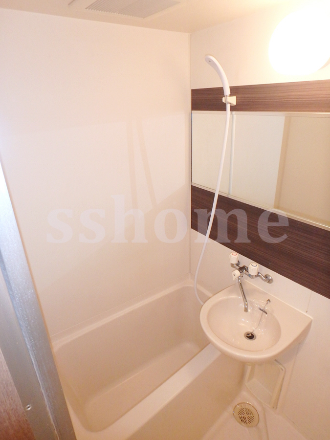 バス 一体型浴槽 写真4