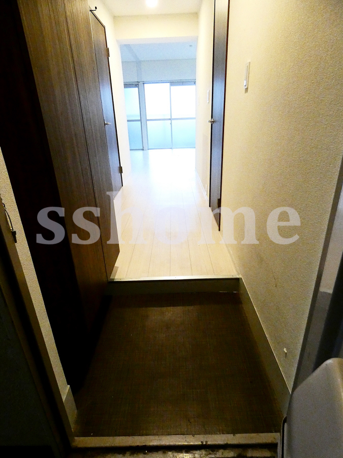 玄関 廊下のあるタイプ 写真12