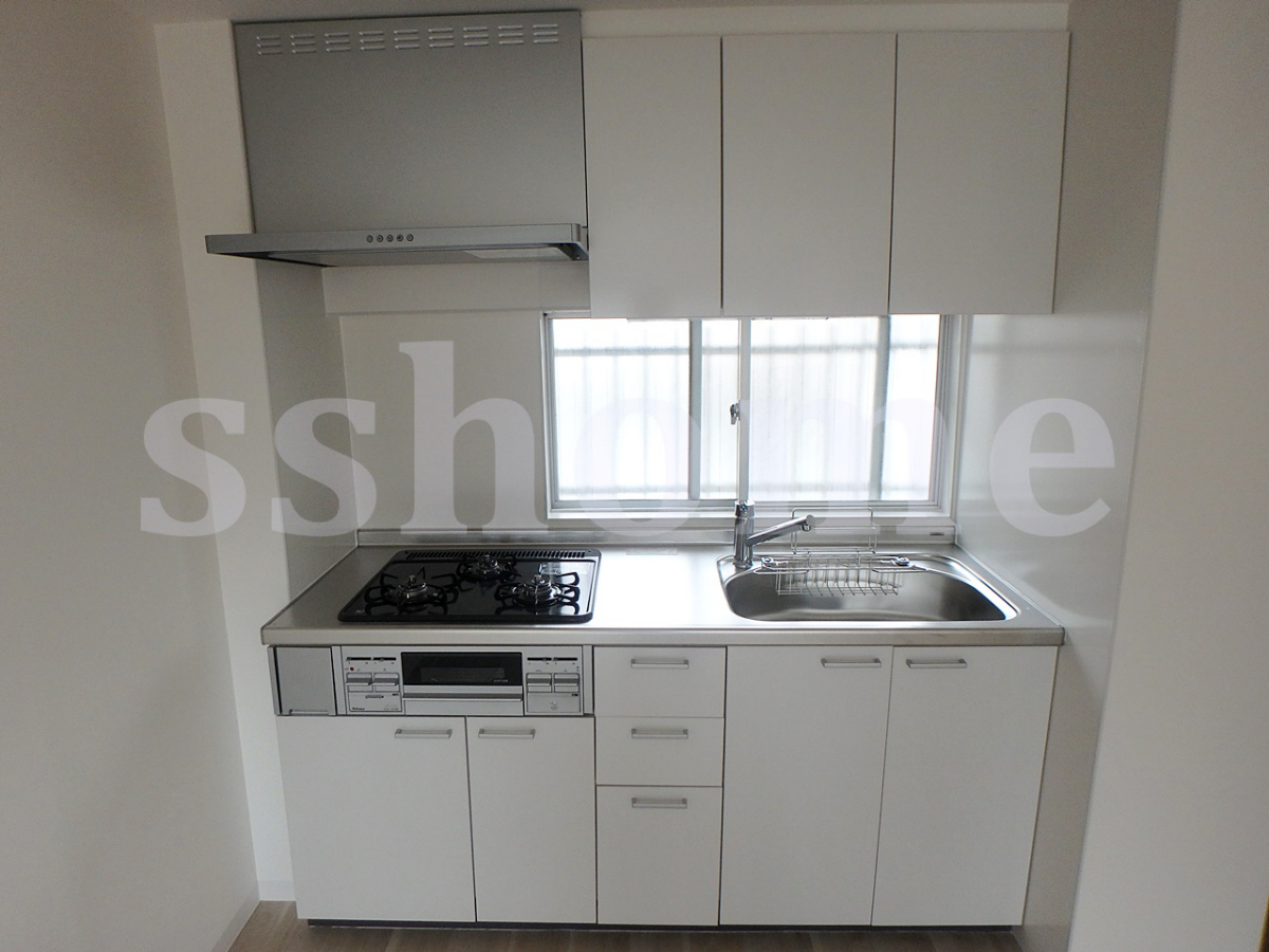 キッチン 3口ガスコンロのシステムキッチン 写真3