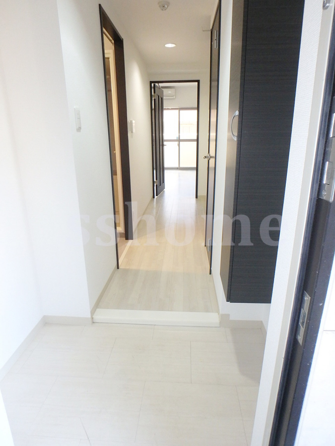 玄関 ゆったりとした空間 写真12