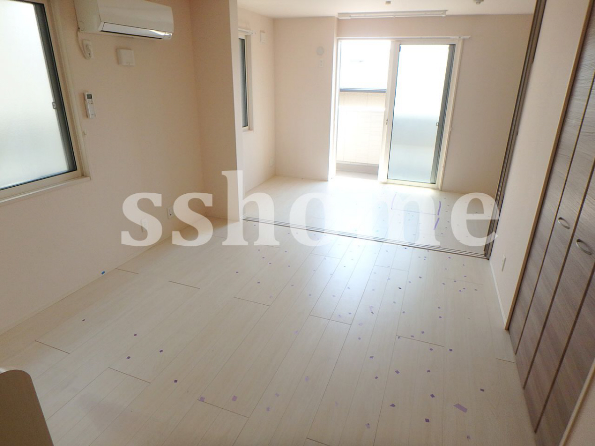 内装 洋室と繋げるとさらに広々します 写真14