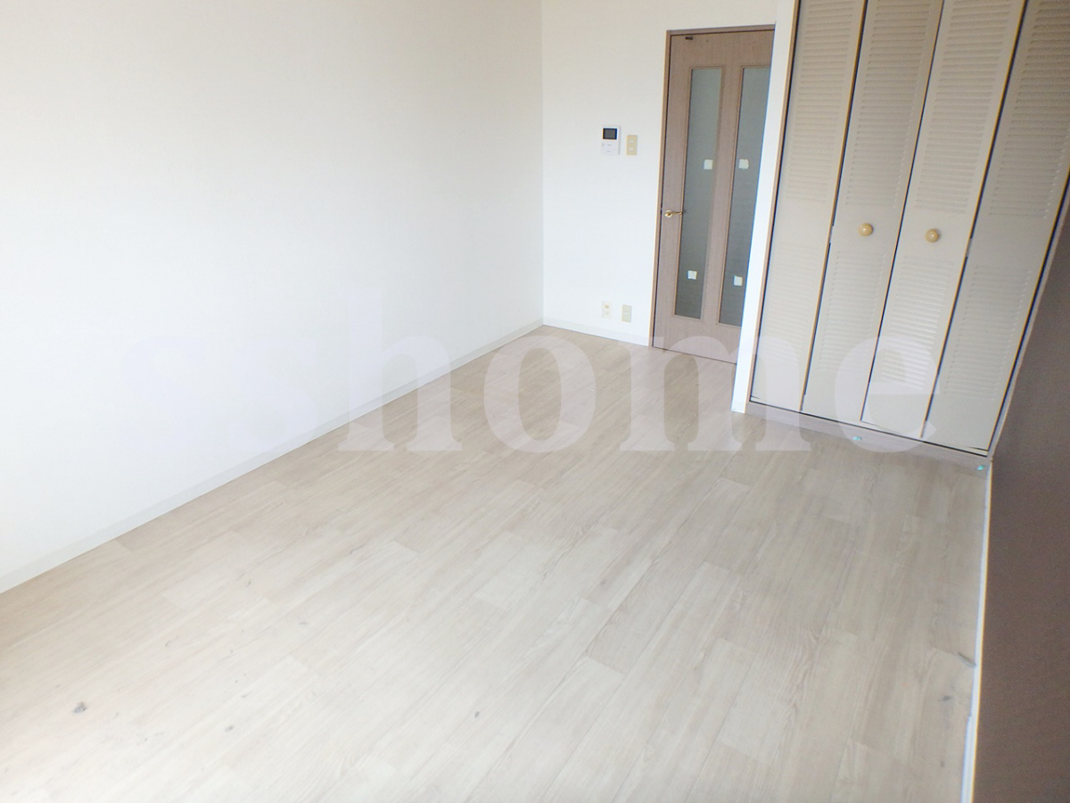 リビング 南向きのお部屋です♪ 写真2