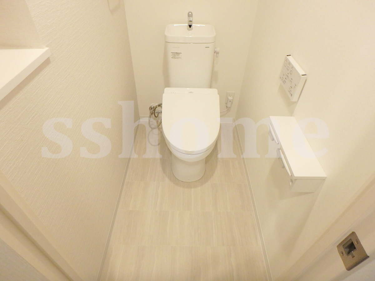 トイレ 温水洗浄便座☆ 写真8