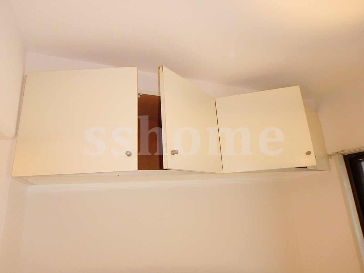 その他部屋・スペース 吊戸棚(バルコニー側壁上 写真7