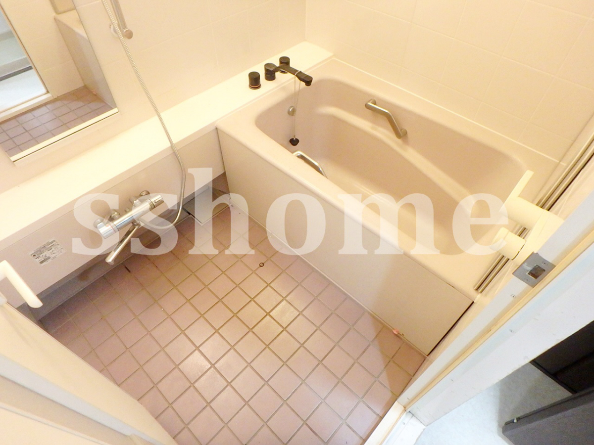 バス ゆったりつかれる浴室☆ 写真4