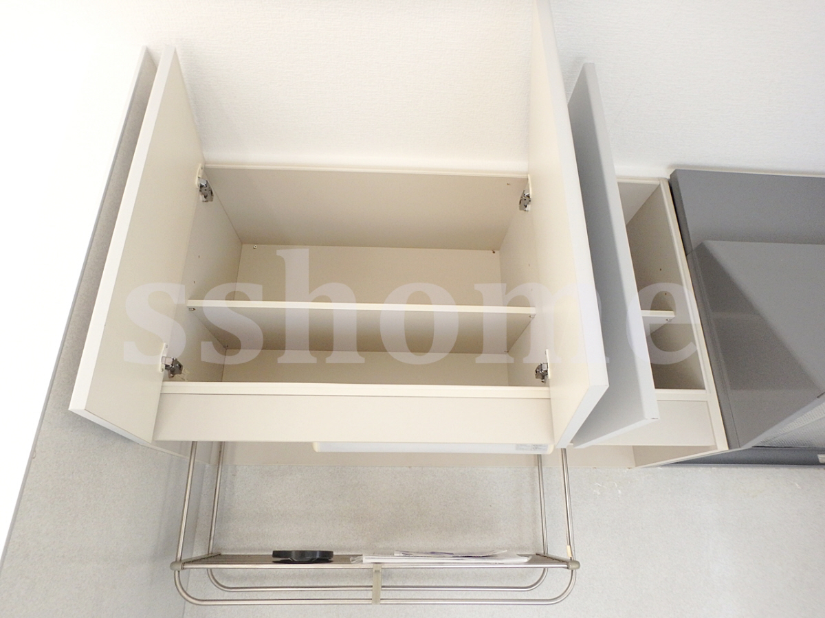 キッチン キッチン上部の吊戸棚☆ 写真17