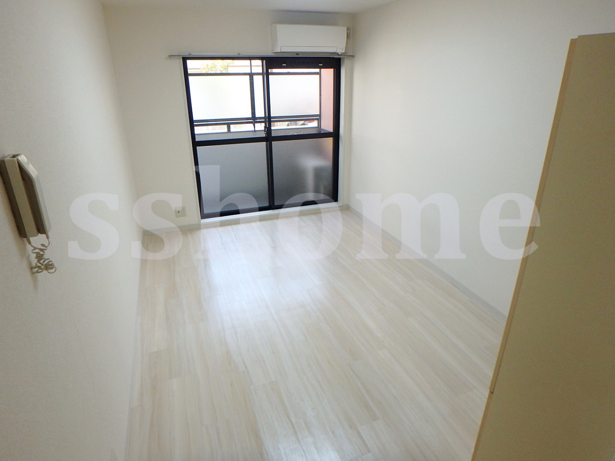 リビング 綺麗なお部屋です 写真2