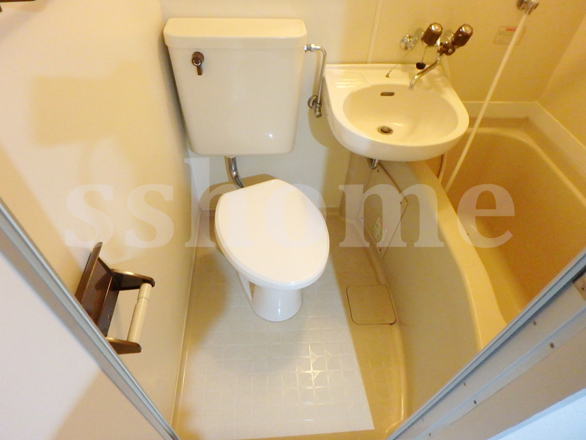 トイレ コンセント無し 写真8