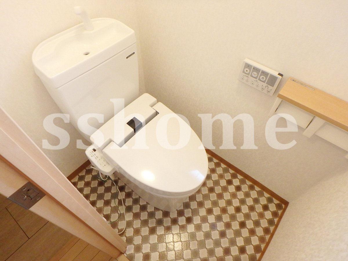 トイレ 温水洗浄便座☆ 写真8