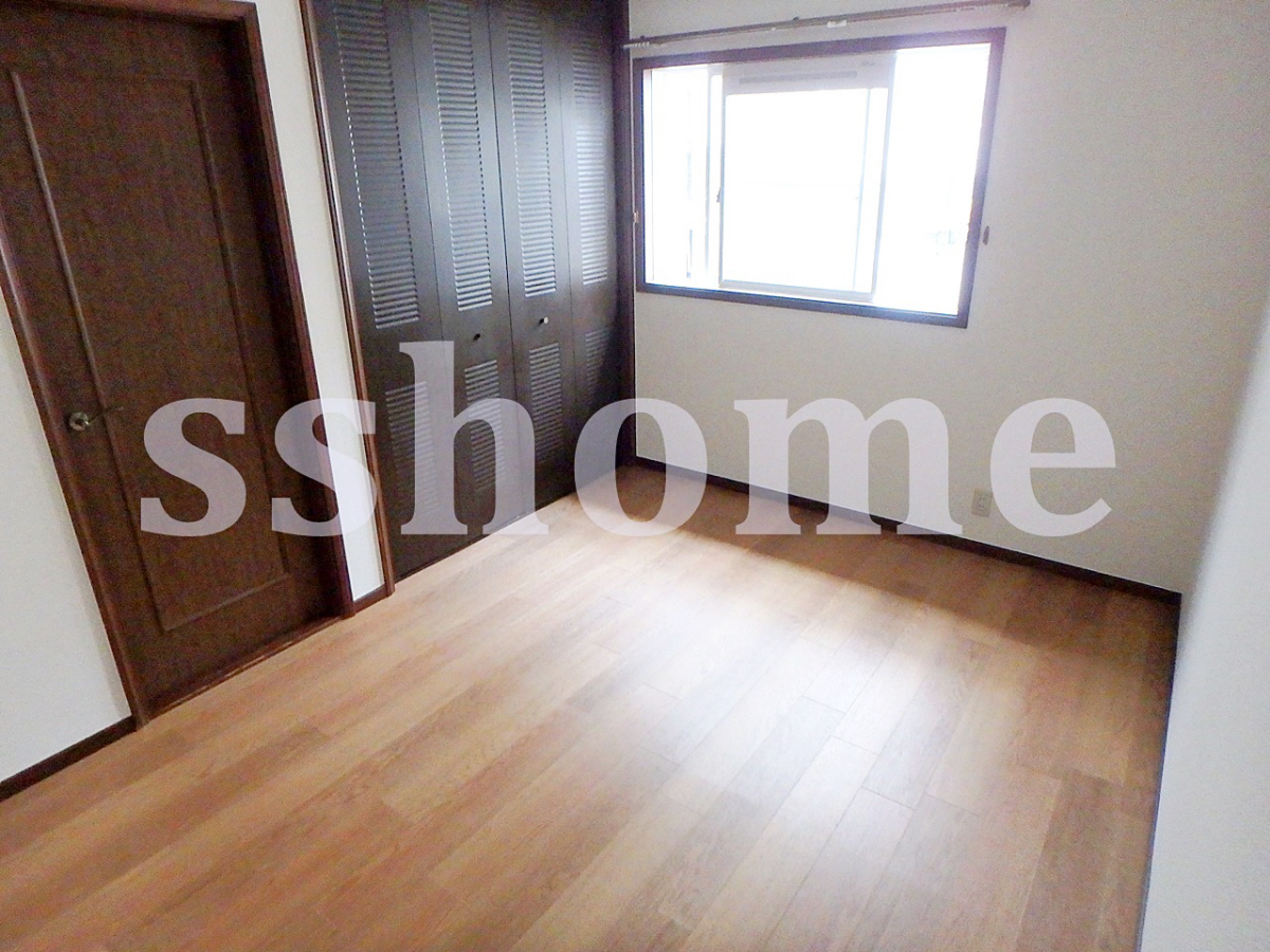 内装 洋室6帖☆ 写真14