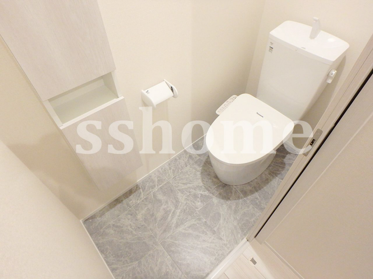 トイレ 温水洗浄便座 写真8