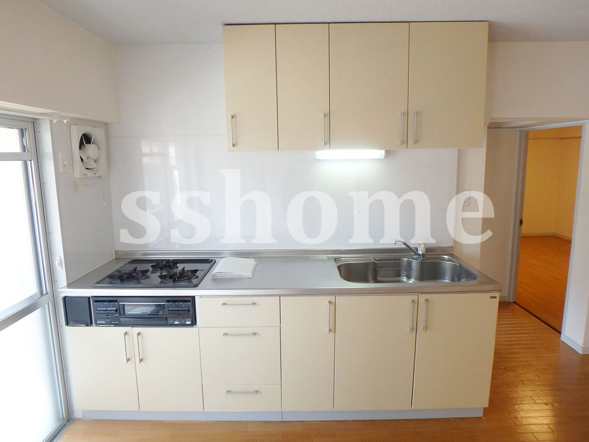 キッチン 3口ガスコンロ付き 写真3