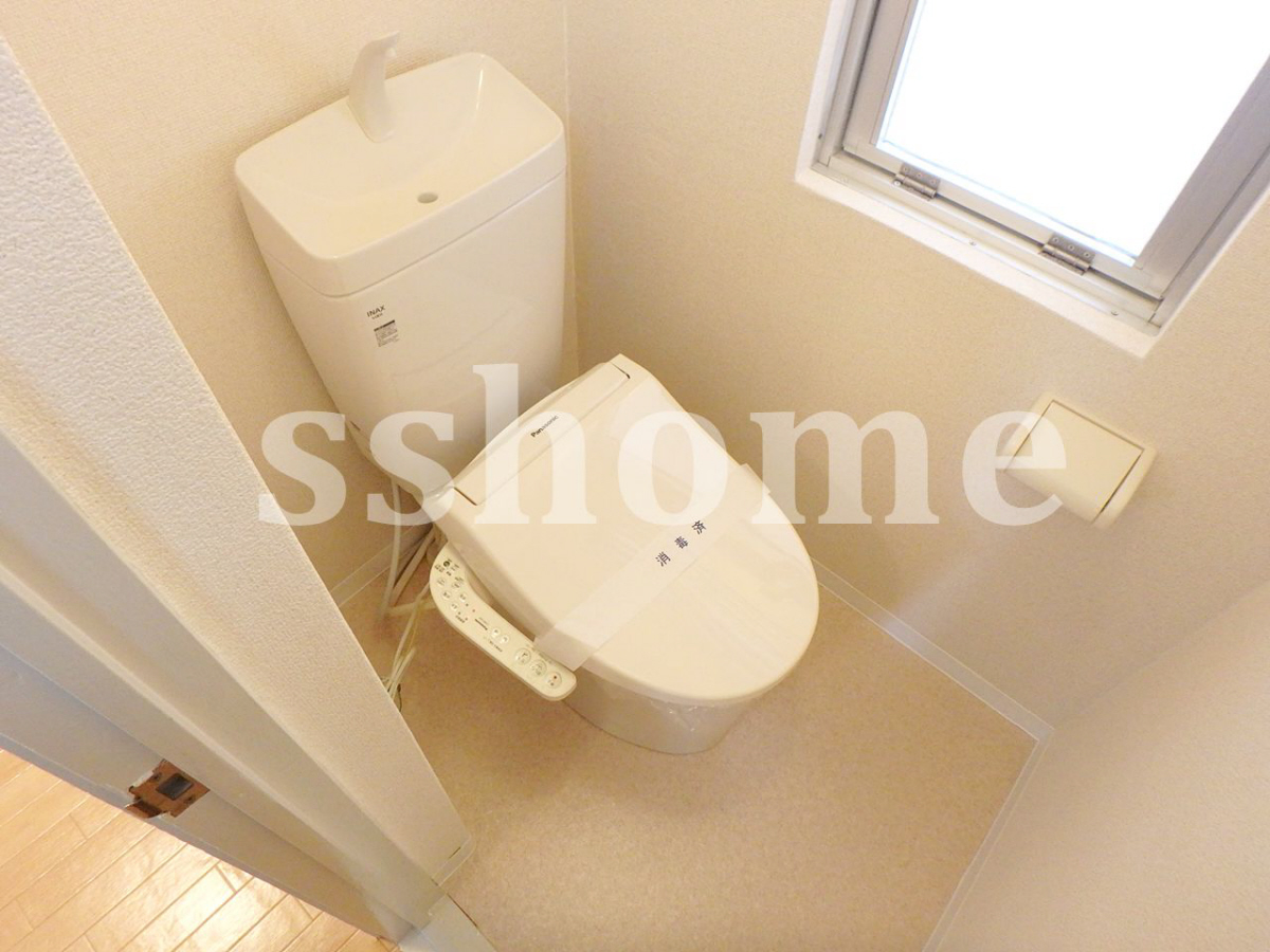 トイレ 温水洗浄便座 写真8