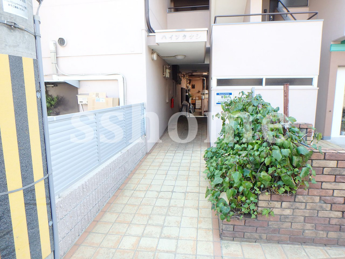 エントランス 建物入口 写真13