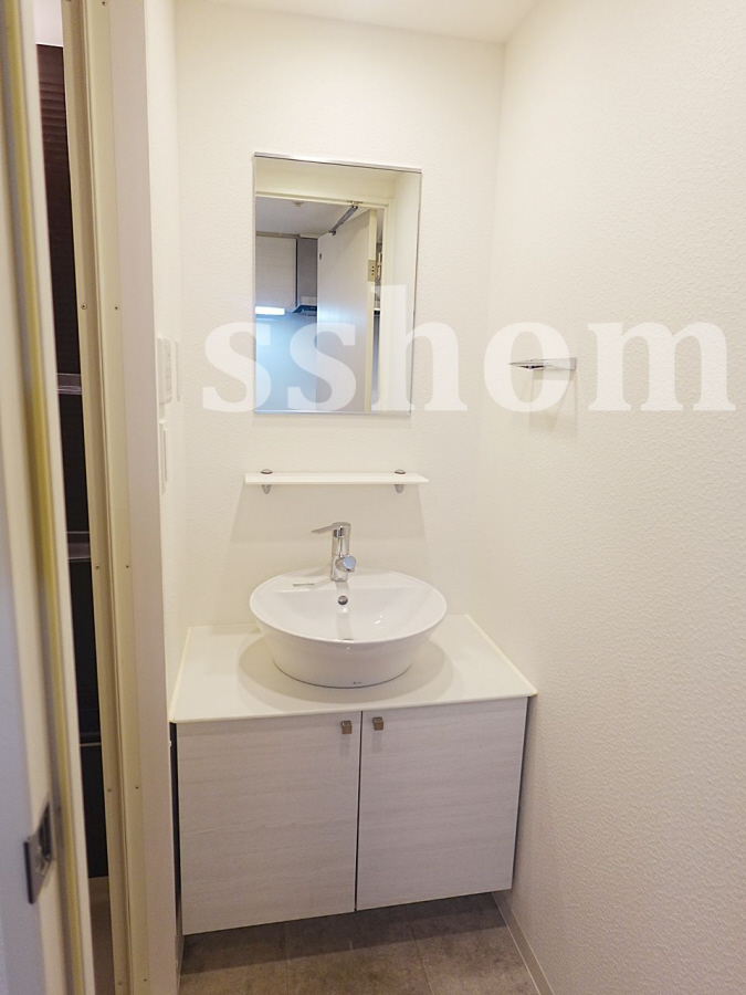 洗面所 オシャレな独立洗面台☆ 写真9