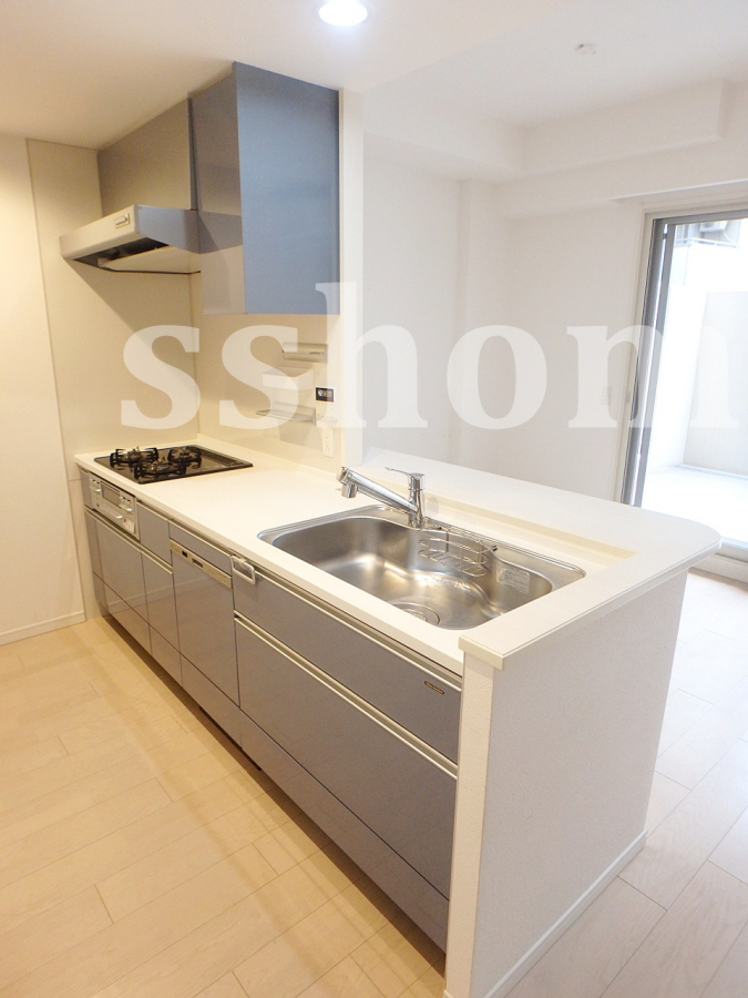 キッチン 大きなシステムキッチン 写真3