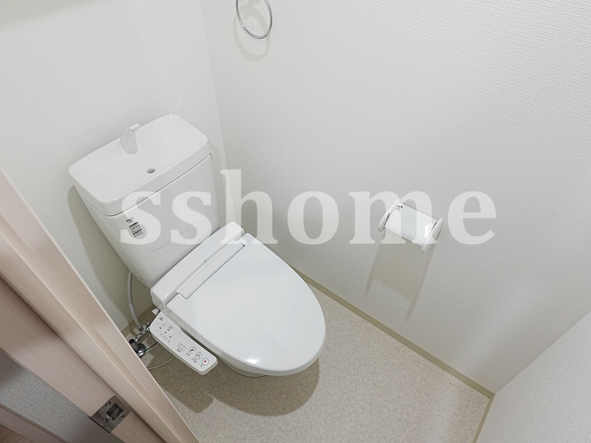 トイレ 温水洗浄便座☆ 写真8