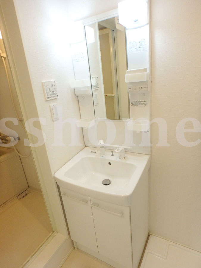 洗面所 シャンプードレッサー☆ 写真9