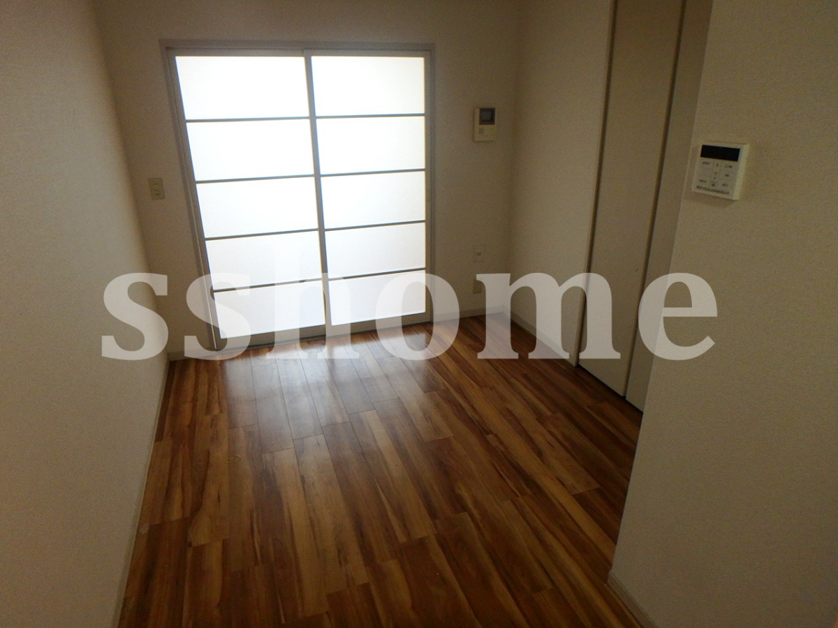 内装 フローリング☆ 写真14