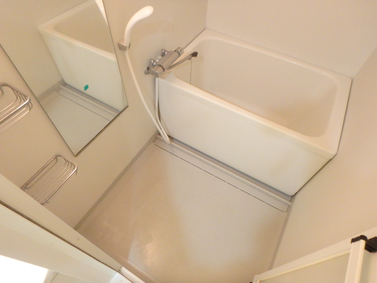 バス トイレ別で広く使えます♪ 写真4