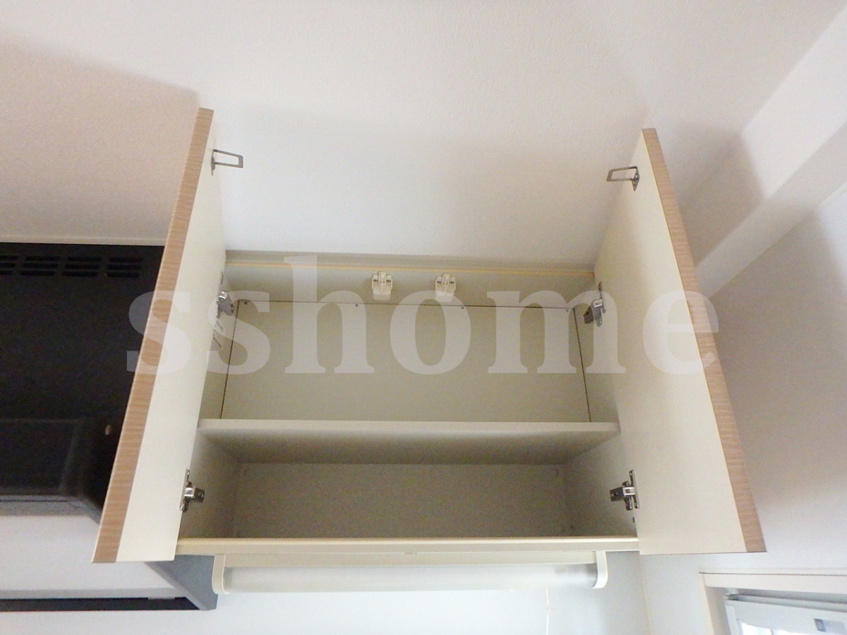 設備 キッチン上部収納 写真19