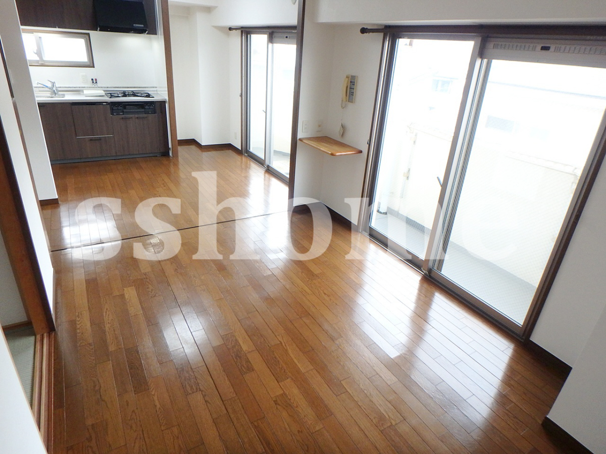 リビング 広々と使えます 写真2