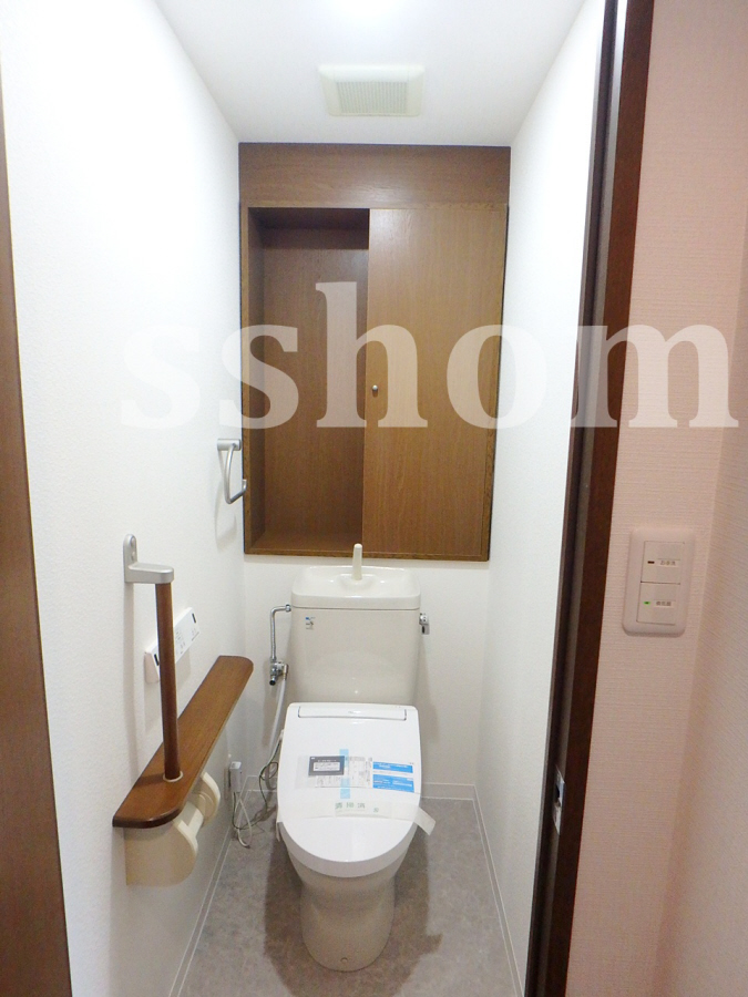 トイレ 収納は嬉しい 写真8