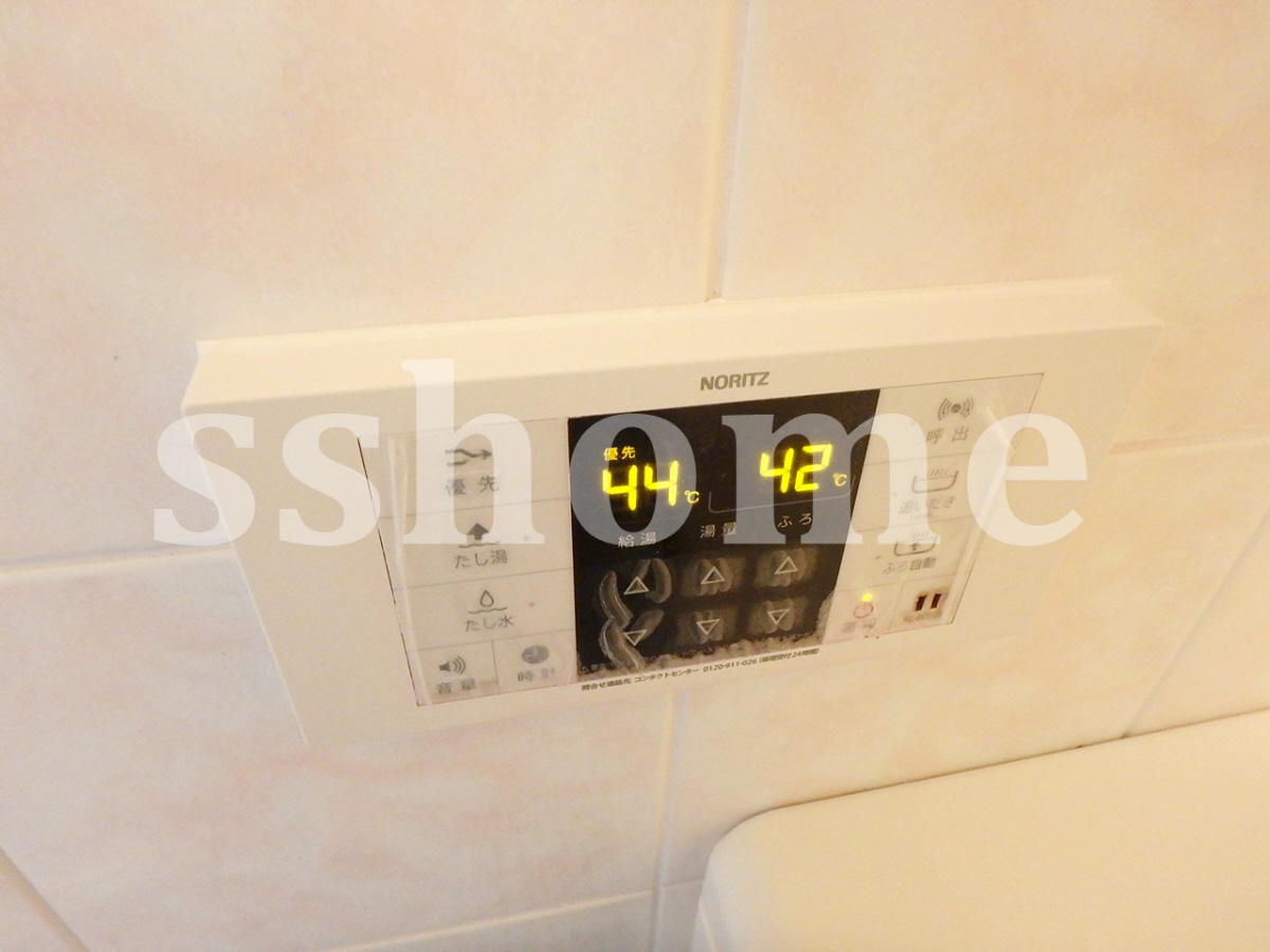 設備 給湯操作パネル 写真16