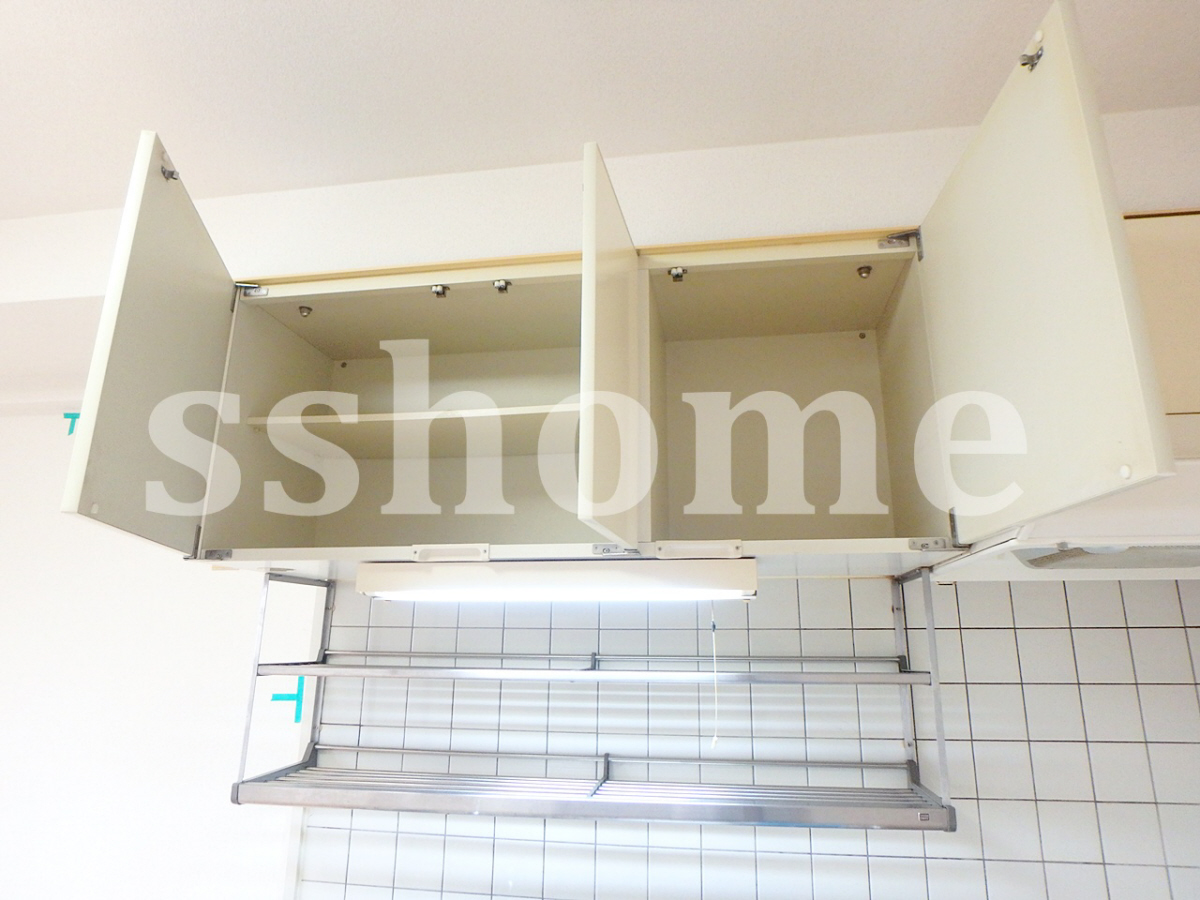 キッチン キッチン上部の吊戸棚☆ 写真18